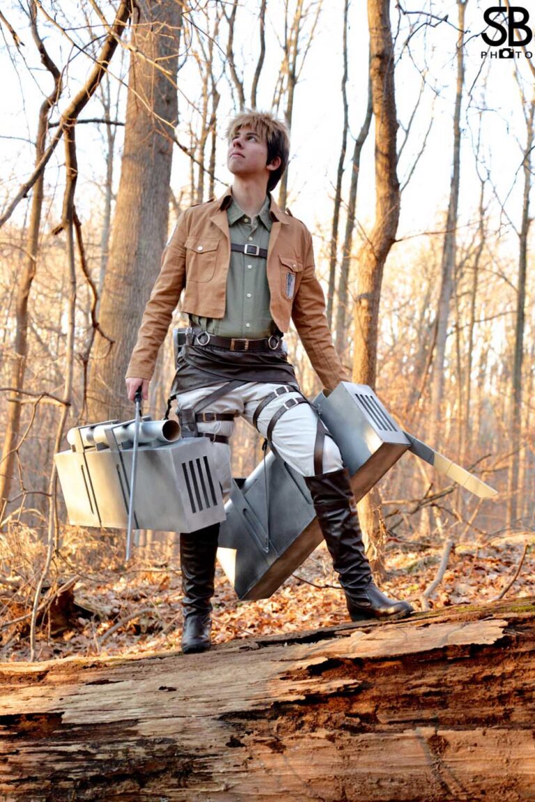 Picture of the finished costume.