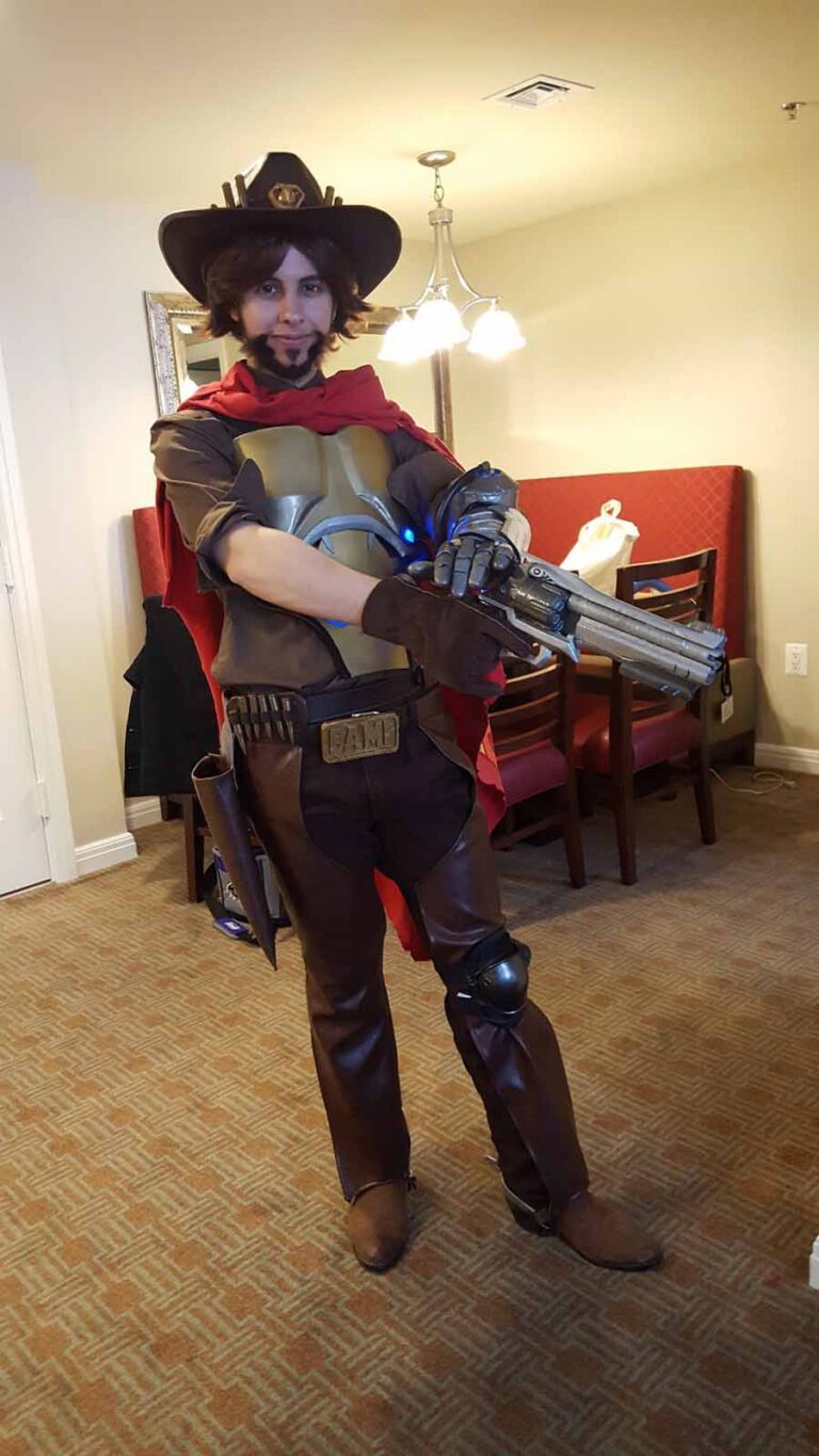 The finished costume.